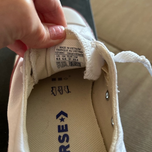 Converse Women’s Shoes - Picture 3 of 3